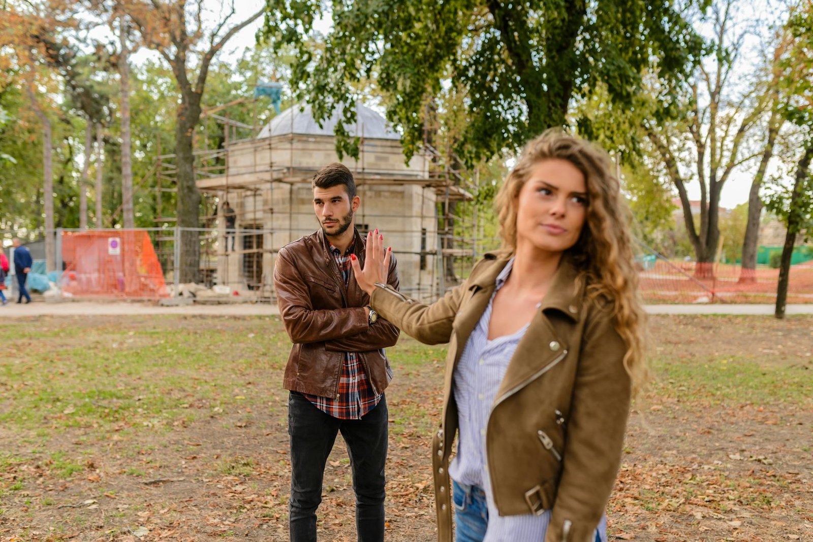 What Makes a Relationship Toxic: 7 Red Flags You Shouldn't Ignore